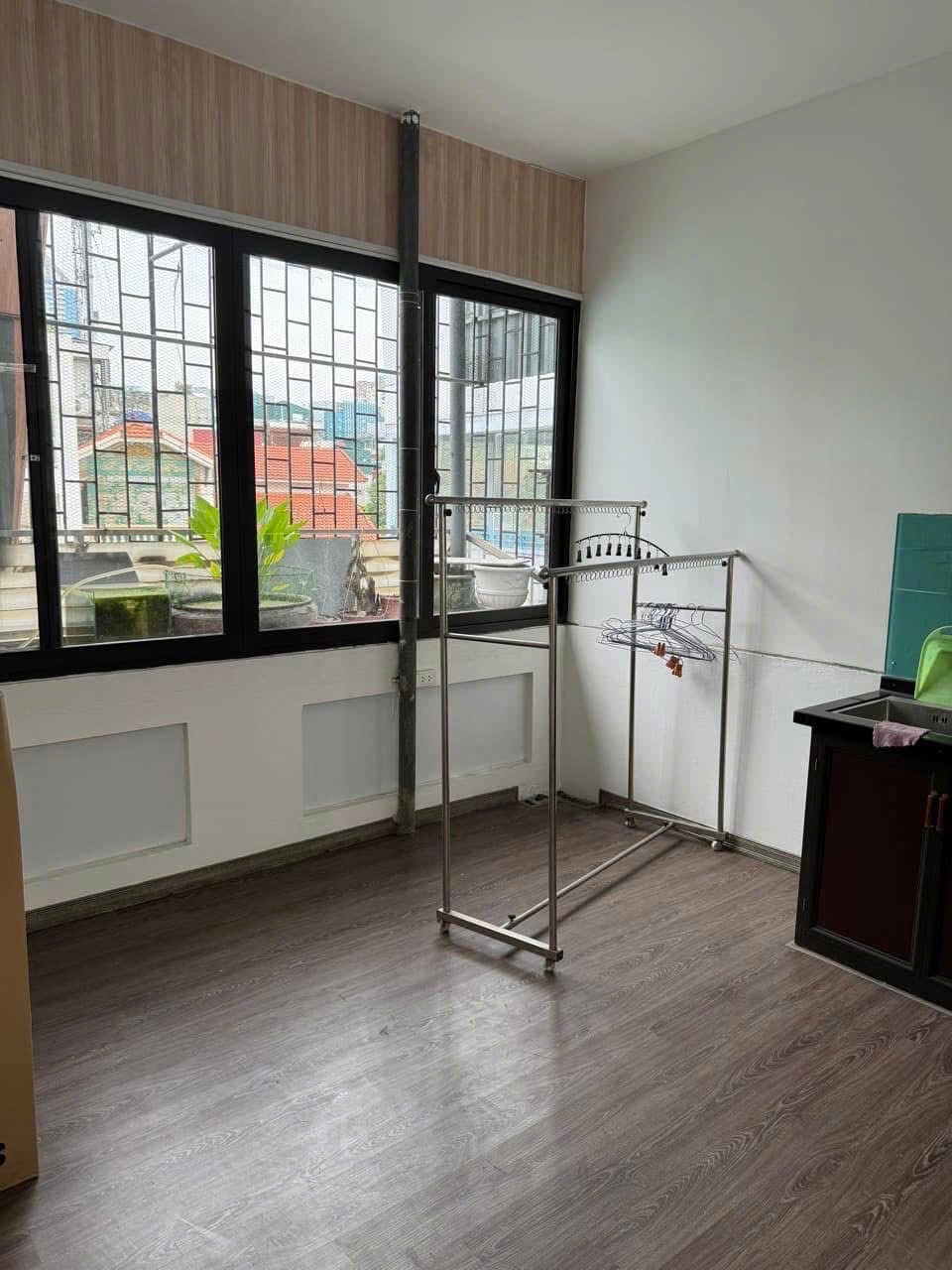 Bán nhà Khuất Duy Tiến, 48m2, 4 tầng, nhà đẹp, ngõ rộng thoáng, 12 tỷ