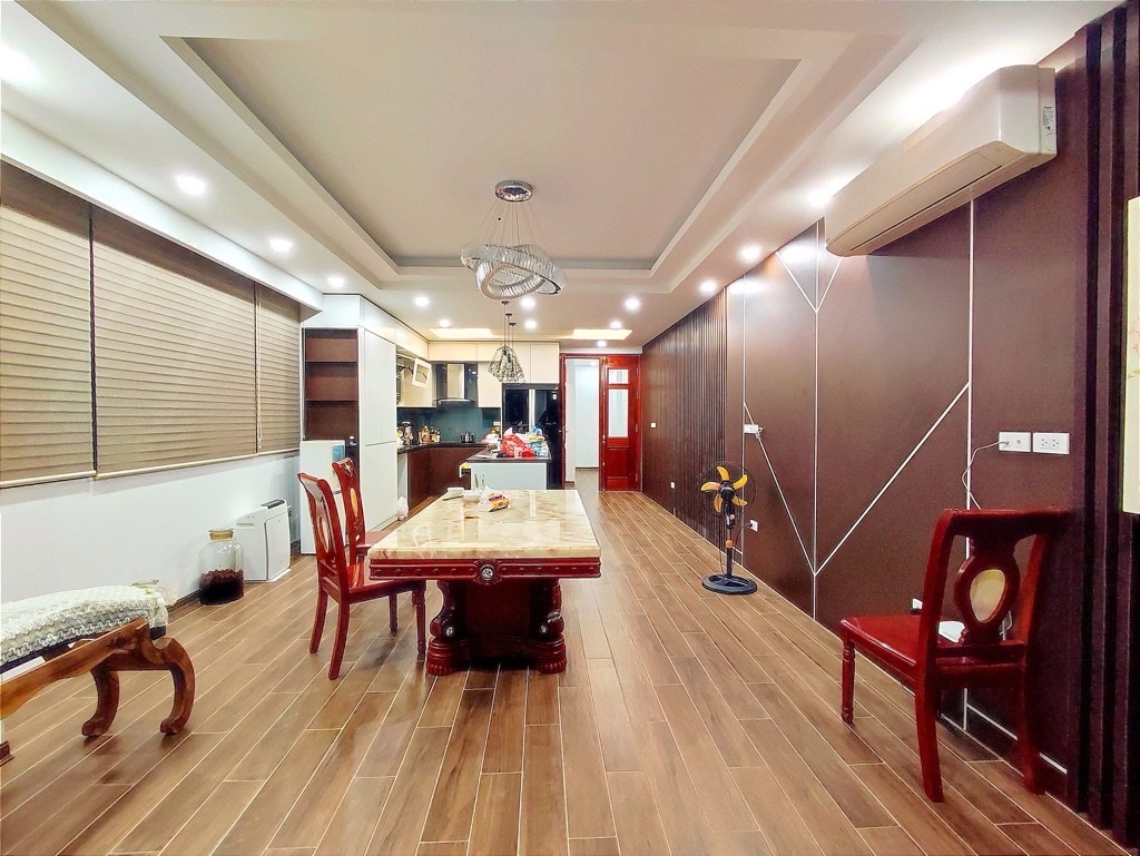 Bán nhà Đỗ Quang, phân lô ô tô tránh, Camry ngủ trong nhà, 45m2, giá nhỉnh 18 tỷ