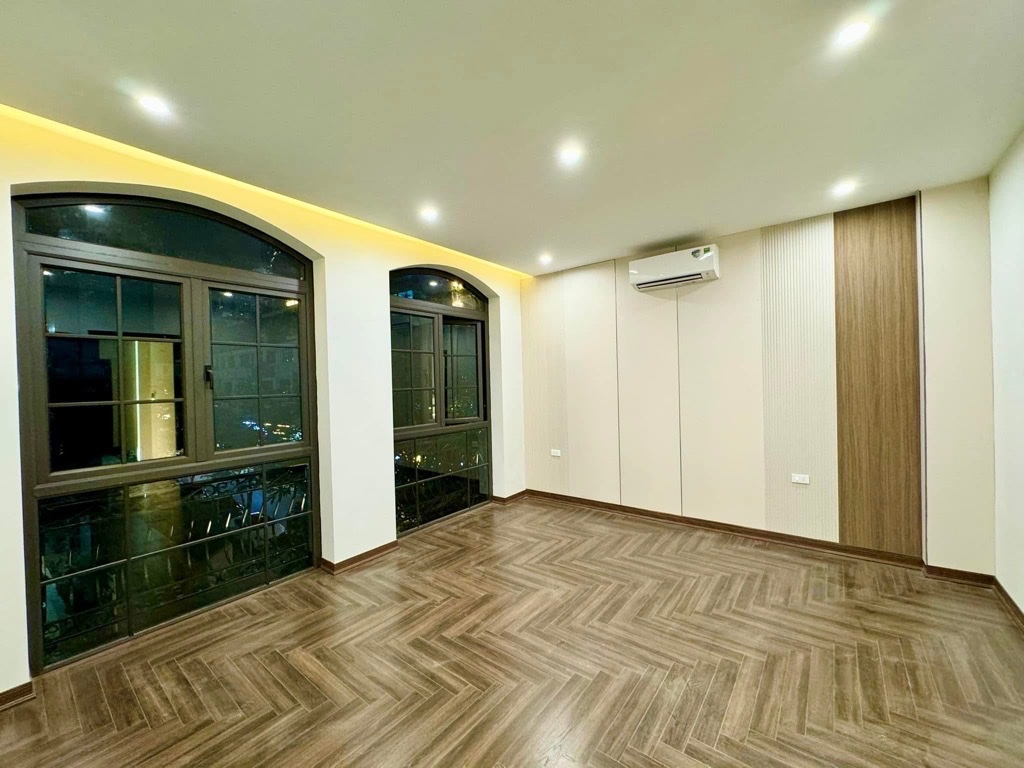 Bán nhà văn phòng Lê Văn Lương, doanh thu gần 1 tỷ/năm, 55m2, nhỉnh 18 tỷ