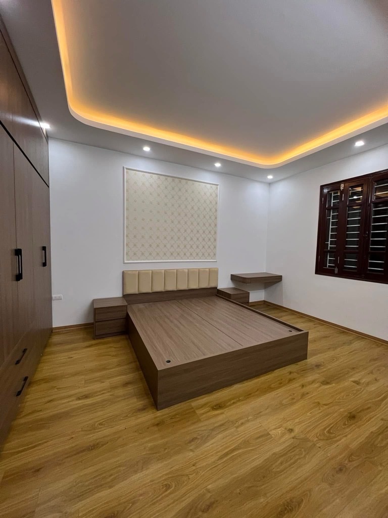 Bán nhà Ngụy Như Kon Tum, Gara 2 ô tô 7 chỗ, 15m ra phố, 2 thoáng, 55m2, 17,8 tỷ