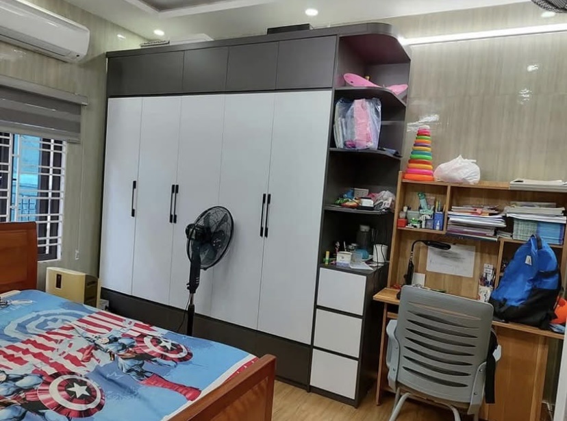 Bán nhà NGUYỄN CHÁNH, Hàng xóm BigC Thăng Long, 60m2, oto đỗ cửa, 2 thoáng, hơn 16 tỷ