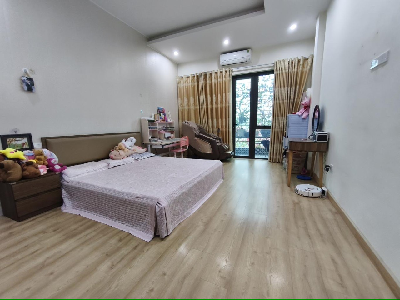 Cô Giáo về hưu bán nhà TRẦN DUY HƯNG, 69m2, 5 tầng, Gara OTO, gần trường Arm, hơn 21 tỷ