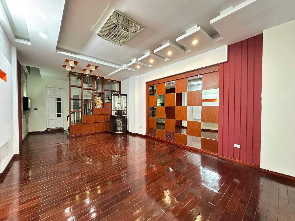 Bán nhà 76m2, 6 tầng Ngụy Như Kon Tum, lô góc 2 mặt tiền cực rộng, gara ôtô, hơn 23 tỷ