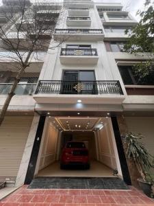 Bán nhà Ngụy Như Kon Tum, Gara 2 ô tô 7 chỗ, 15m ra phố, 2 thoáng, 55m2, 17,8 tỷ