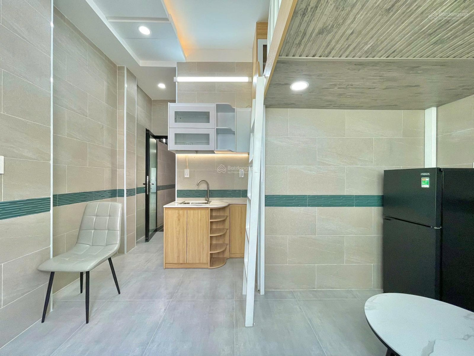 Bán nhà 2 MT Nguyễn Văn Tăng Q9 - DT: 16mx23 - KC: Hầm + 6 tầng - ST - HĐT165tr/th - Giá 70 tỷ