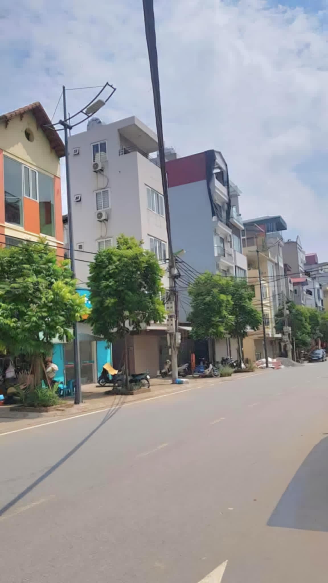 MẢNH ĐẤT VÀNG TỨ LIÊN TT TÂY HỒ KD GARA Ô TÔ 80M, MT 5M 8 TỶ 3