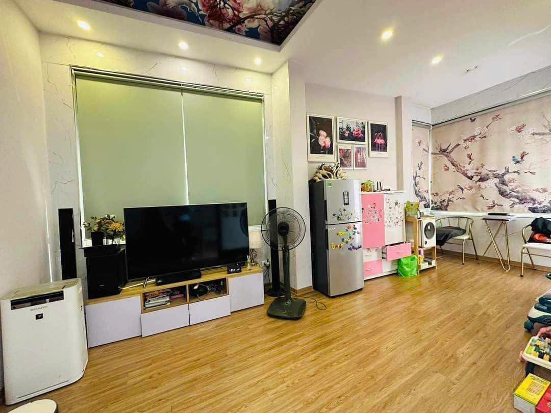 BÁN GẤP NHÀ THỤY KHUÊ TT TÂY HỒ GIÁP DANH BA ĐÌNH  45M X 4 TẦNG MT 5M 8,6 TỶ