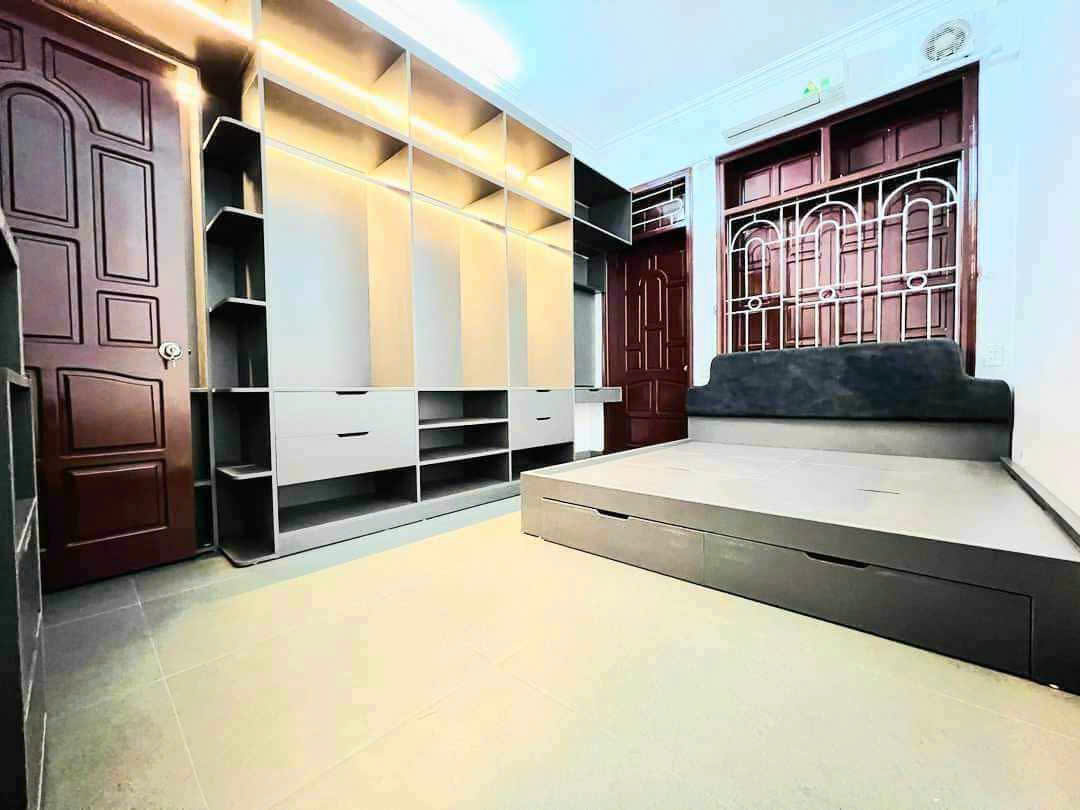 NHÀ ĐỘI CẤN TT BA ĐÌNH ĐÓN ĐẦU QH TƯƠNG LAI RẠNG NGỜI 30M X 5 TẦNG 5,75 TỶ