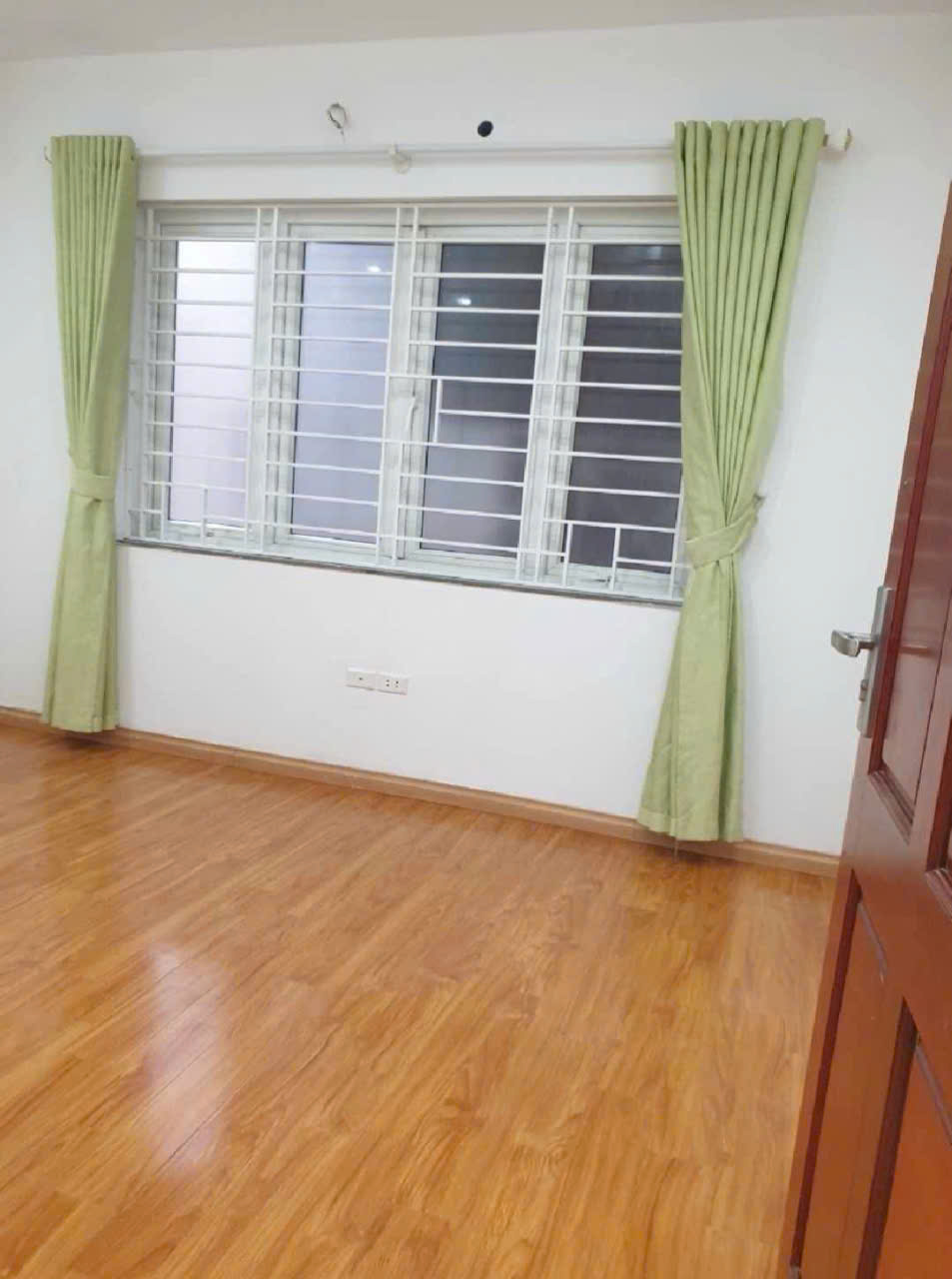 BÁN GẤP NHÀ ĐẸP ĐỘI CẤN TT BA ĐÌNH FULL NỘI THẤT 38M X 6 TẦNG MT 4,1M 8,6 TỶ