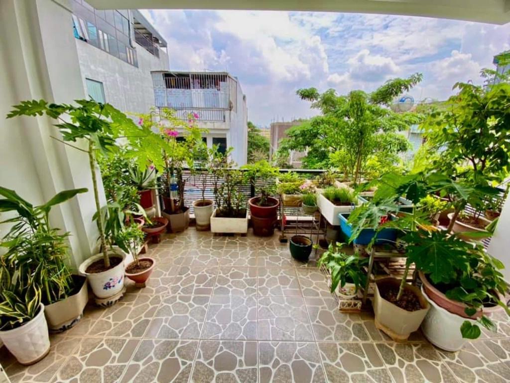 Bán nhà Lại Xá - Hoài Đức 72m, khu phân lô otoo tránh , kinh doanh