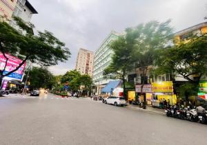 MẶT PHỐ TRẦN ĐĂNG NINH 56M2 MT4.6 GIÁ 27.5 TỶ , CƠ HỘI CÓ MỘT KHÔNG HAI