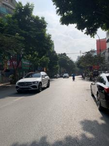 PHỐ NGUYỄN THỊ ĐỊNH 68M2 MT4 GIÁ 24.5 TỶ , THANG MÁY , VỈA HÈ, OTO, KINH DOANH