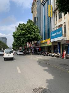 PHỐ TRUNG KÍNH 45M2, 13.5 TỶ ĐẲNG CẤP, KINH DOANH, GARA, VỈA HÈ RỘNG