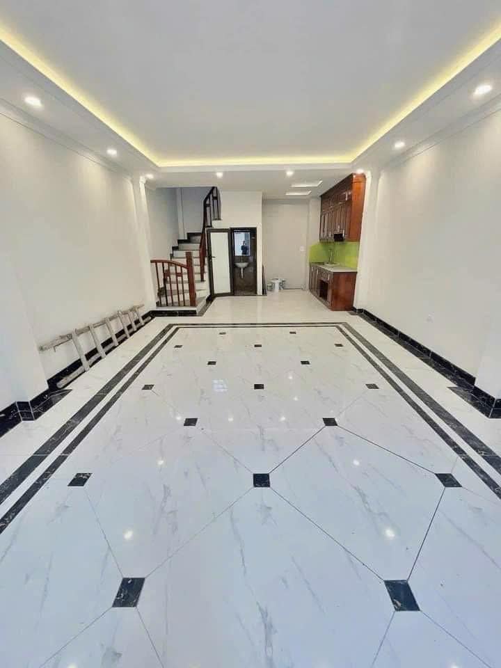 Bán đất Đông Dư 41m MT 3.9m giá 3,9tỷ siêu hiếm