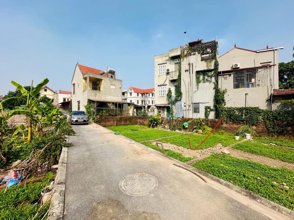 Bán đất Đa Tốn 41m Mặt Tiền 3.8m Giá 3,45tỷ