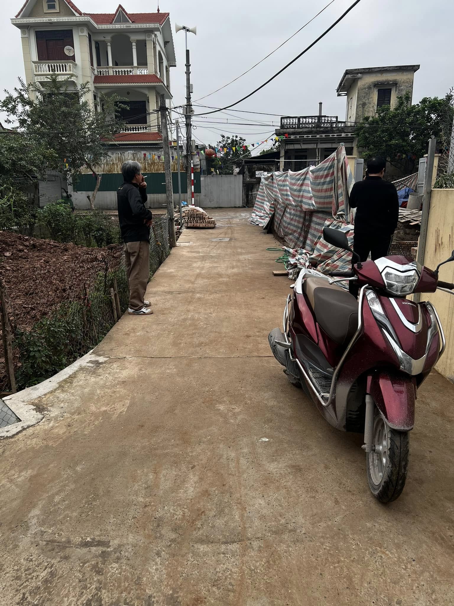 HIẾM CỰ KHỐI - LONG BIÊN 51M2 MT 6M OTO 3,45TỶ
