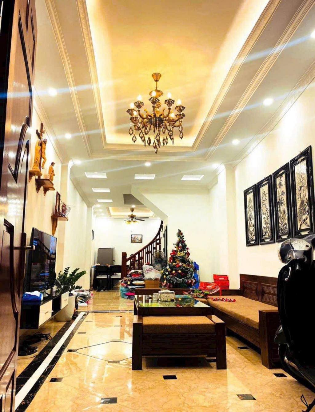 Bán nhà VŨ XUÂN THIỀU - LÔ GÓC - 43,5m 4tầng Giá 6,8tỷ