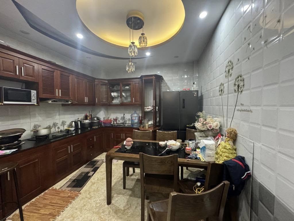 Nhà Đẹp Ngô Xuân Quảng 50m 5tầng Ngõ thông Oto Giá 8,5tỷ