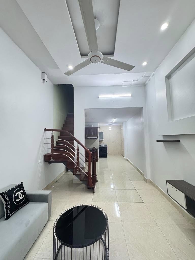 Bán nhà Đức Giang - Long Biên 35m 3tầng Full Nội Thất 5,15tỷ