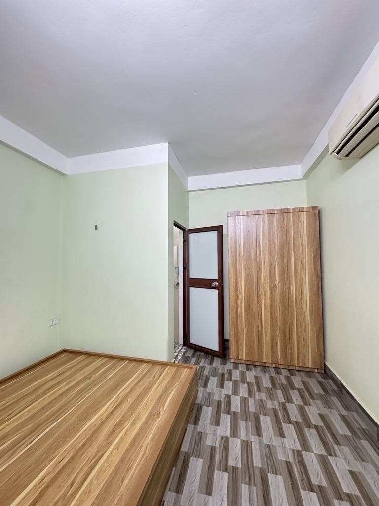 Bán nhà Đức Giang - Long Biên 35m 3tầng Full Nội Thất 5,15tỷ