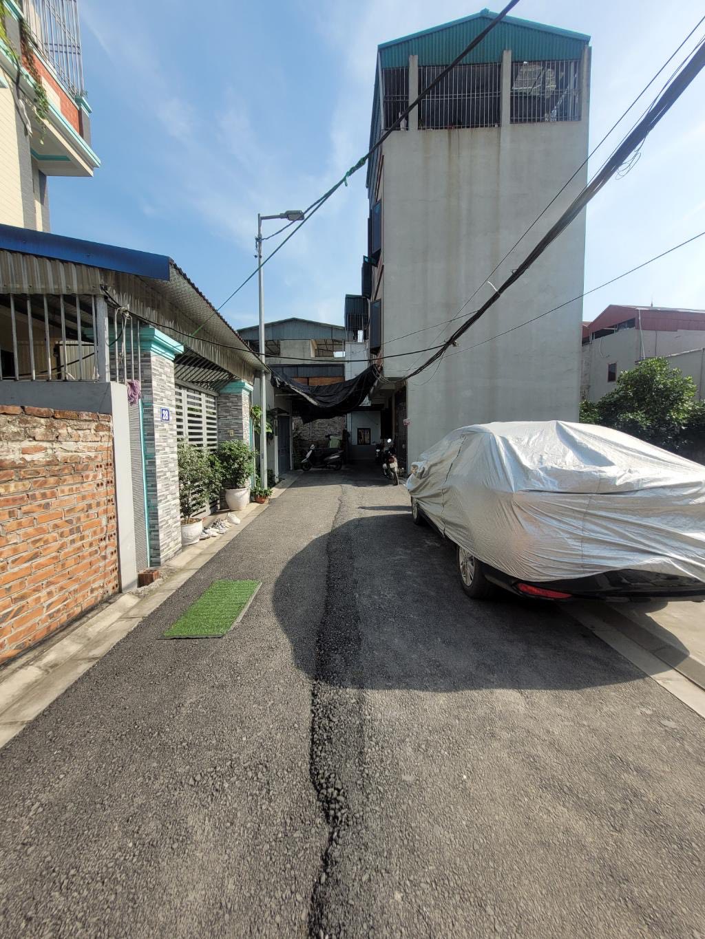 Bán đất Đa Tốn 51m Mặt Tiền 6,4m ôt đỗ cửa Giá 4,25tỷ