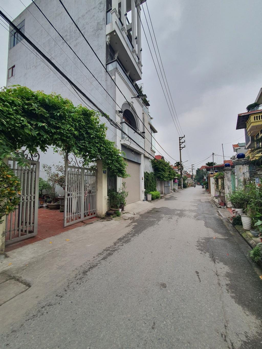 BÁN ĐẤT ĐẸP - NỞ HẬU - Ô TÔ VÀO TẬN NƠI - CÁCH Ô TÔ TRÁNH 20M - GIÁ TỐT