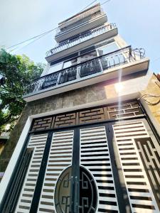 Bán nhà Thạch Bàn 50m 4tầng MT 4m giá 6.9tỷ