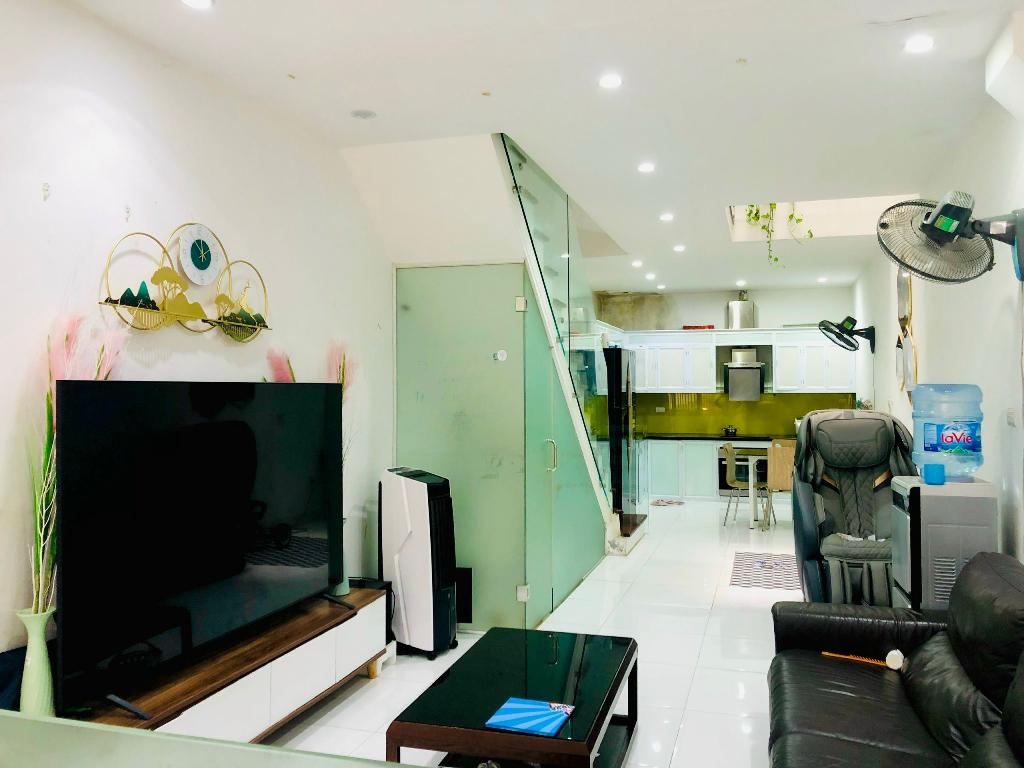 PHAN TRỌNG TUỆ, Ô TÔ ĐỖ CỬA, NGÕ NÔNG, 50M 4 TẦNG, NHỈNH 7 TỶ