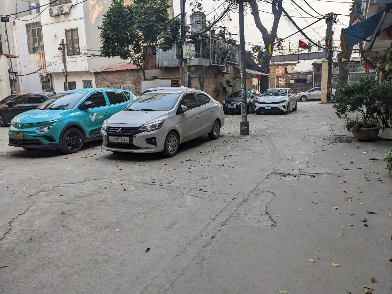 40M 5 TẦNG, THANG MÁY, 10M RA Ô TÔ, NHỈNH 6,5 TỶ