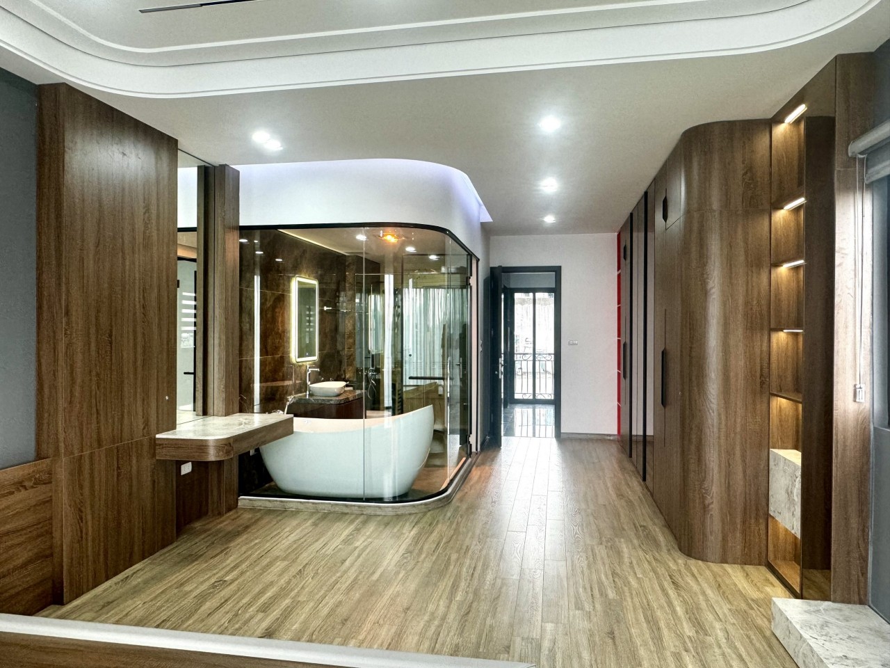 Giảm 500tr! Rẻ nhất KV Phố Trạm, Lô Góc,nhà mới gara ôtô, 6T thang máy, 45M2, Nhỉnh 10Tỷ