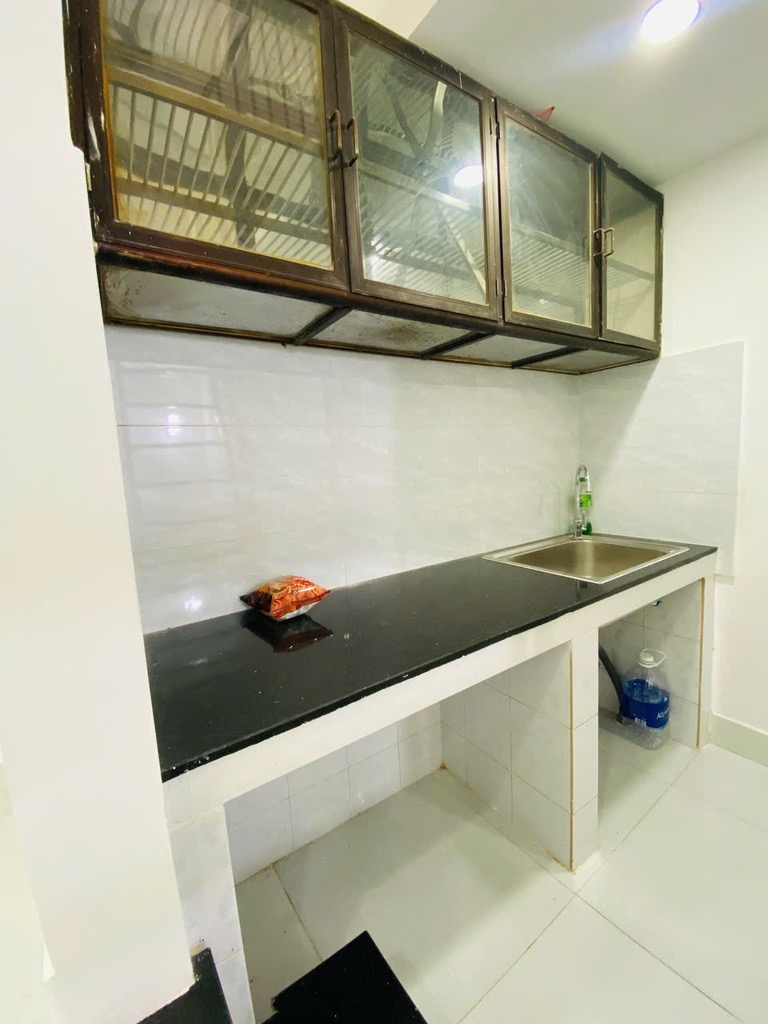 Bán nhà, HXH Trần Hưng Đạo,Q1,gần Bộ CA, DT 30 m2, 4 tầng,gía 6,15 tỷ.