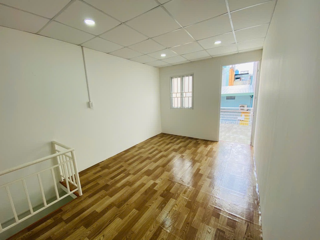 Bán nhà, HXH Trần Hưng Đạo,Q1,gần Bộ CA, DT 30 m2, 4 tầng,gía 6,15 tỷ.