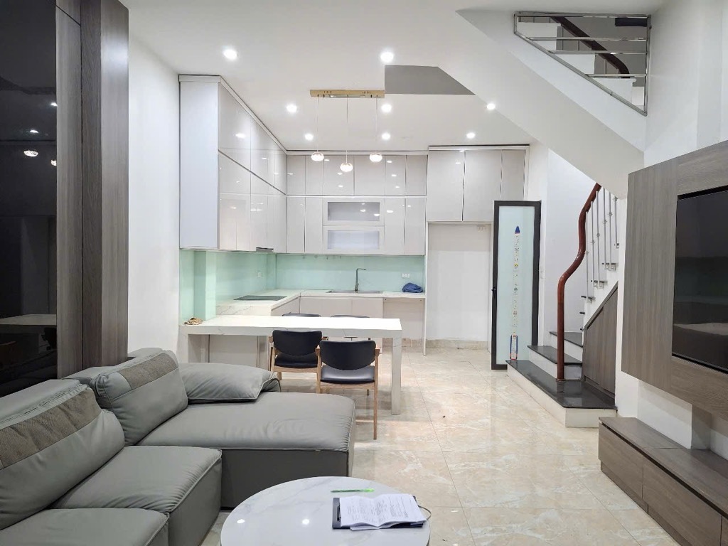 Lê Đức Thọ 9 tỷ - ô tô đỗ cổng, mới cứng đủ nội thất, 7 phòng mua ở - thuê đẹp.