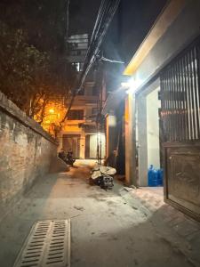 Mảnh đất hiếm sót lại tại Mỹ Đình, Ô TÔ ĐỖ CỬA, SỔ VUÔNG, 35M - 6 TỶ. 0974984929