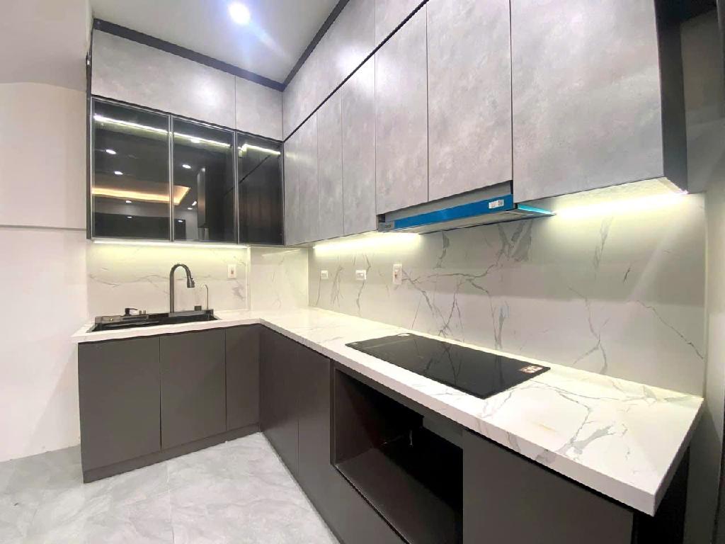 Nhà hiếm - khu vực dân trí cao - ở xướng - nhà đẹp - full nội thất   Dt :32m x 5 tầng - Công năng chuẩn