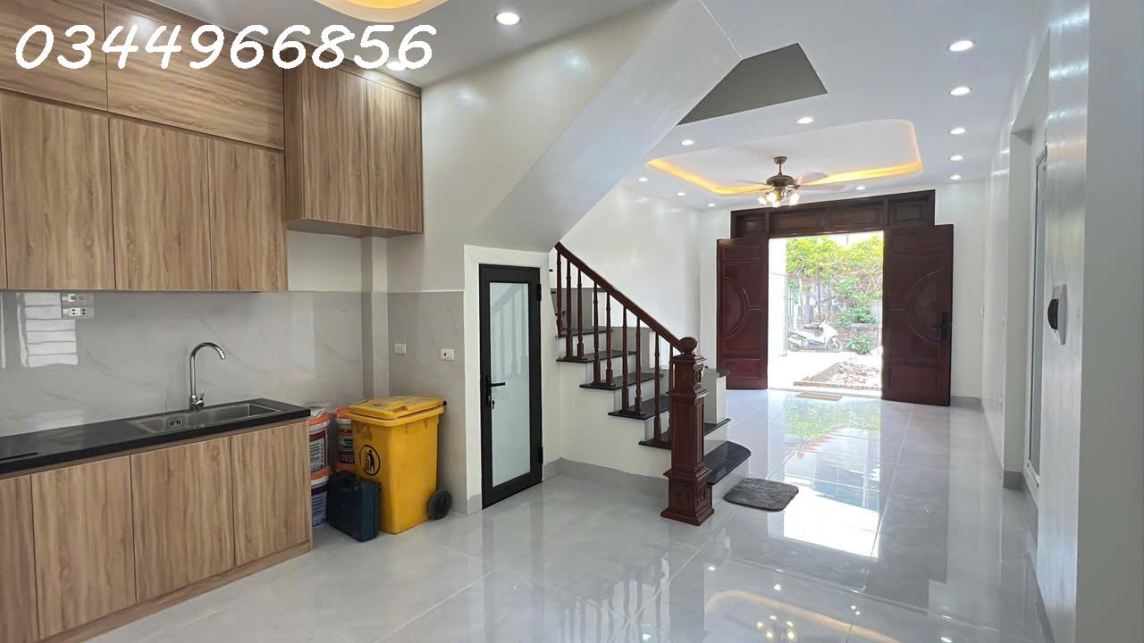 Bán đất đẹp Liên Mạc, Quận Bắc Từ Liêm ô tô vào tận nơi, 50m2 gần 5tỷ