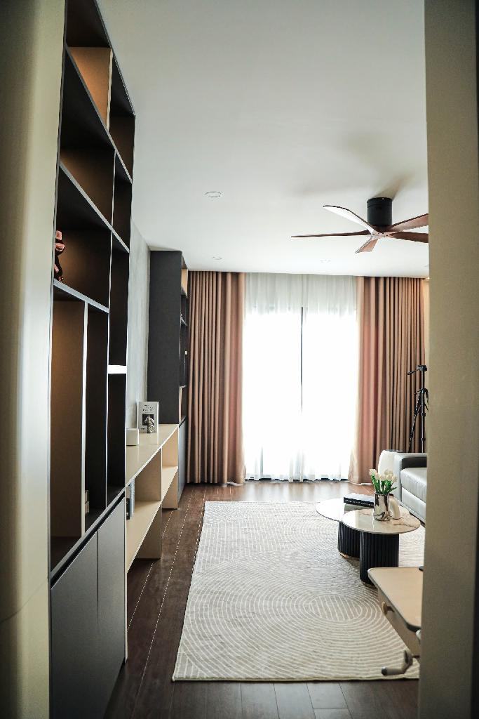 HIẾM....Phân lô, ô tô đỗ cửa, 55m2*6T,khu vực nhiều tiện ích. 0988505246.