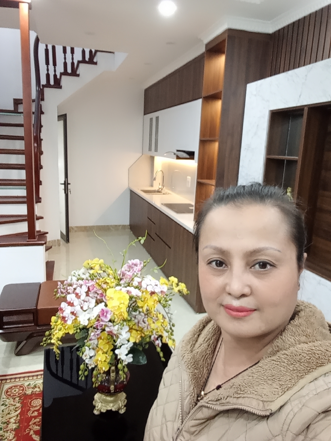 BÁN NHÀ QUẬN CẦU GIẤY - FULL NỘI THẤT - Ô TÔ GẦN - KHU VỰC NHIỀU TRƯỜNG ĐẠI HỌC - 0829217877.