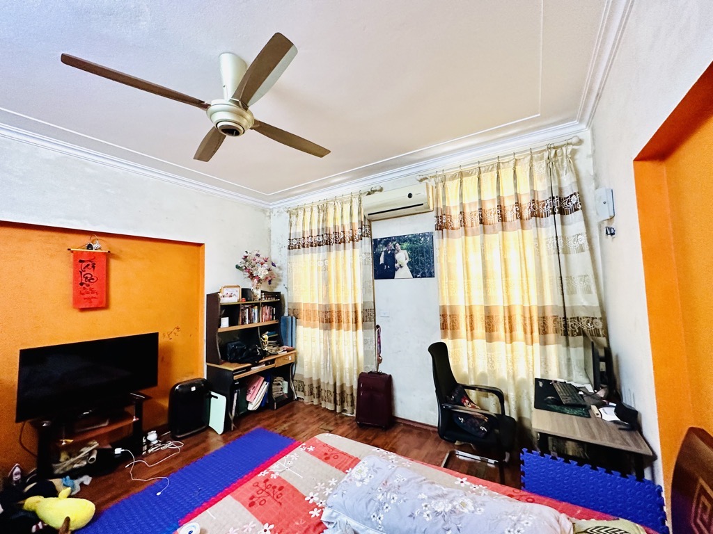 Bán nhà Tứ Liên_Tây Hồ, ô tô đỗ cửa, kinh doanh, mt 4.6 m, 15.8 tỷ. Lh: 0392863486.