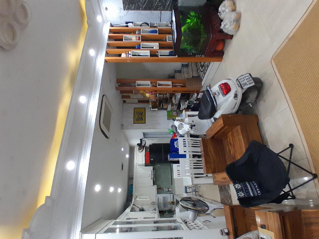 Hiếm...Bán nhà Ba Đình, ô tô đỗ cửa, 48m2, mt 5m chỉ 10.3 tỷ. Lh: 0392863486..