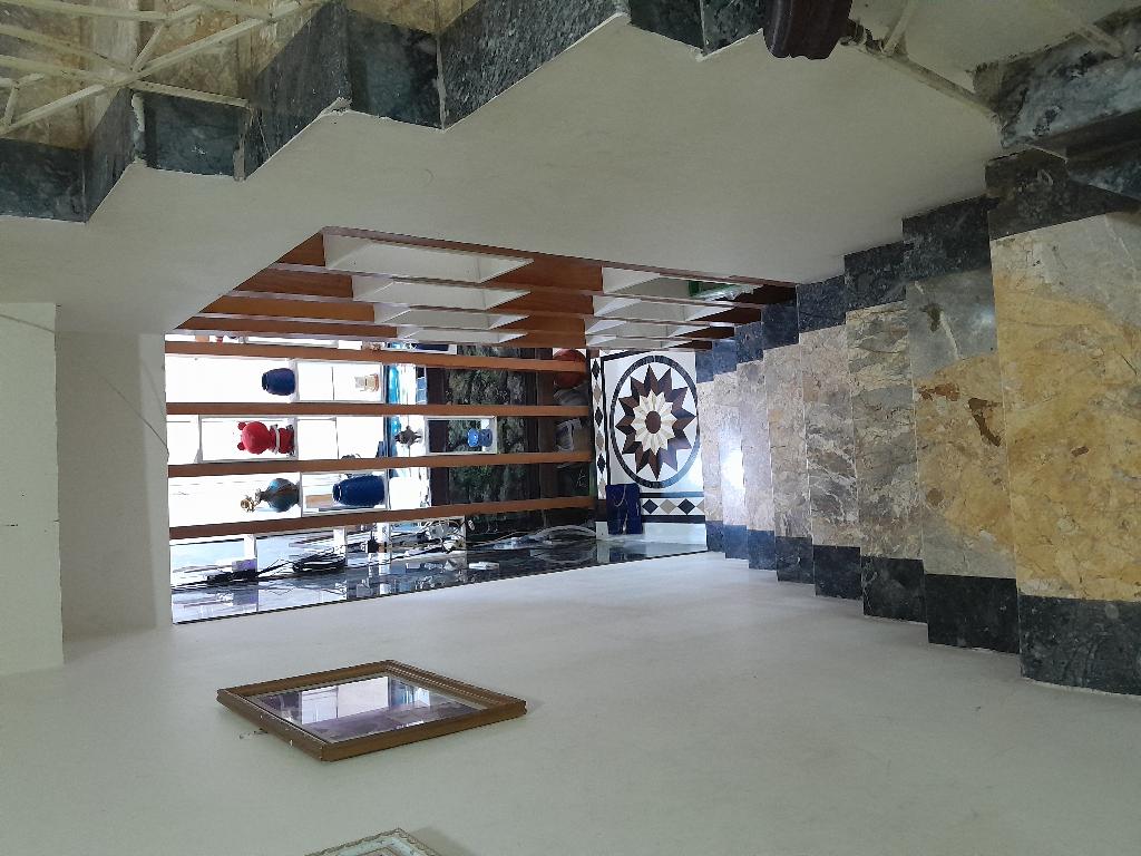 Hiếm...Bán nhà Ba Đình, ô tô đỗ cửa, 48m2, mt 5m chỉ 10.3 tỷ. Lh: 0392863486..