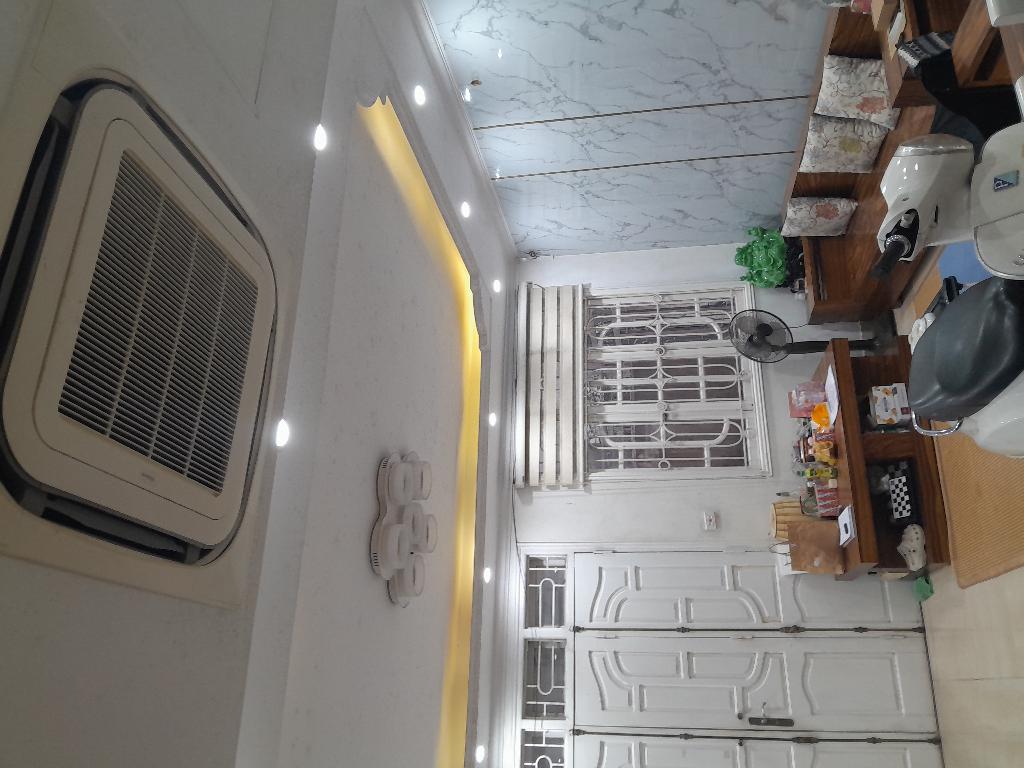 Hiếm...Bán nhà Ba Đình, ô tô đỗ cửa, 48m2, mt 5m chỉ 10.3 tỷ. Lh: 0392863486..