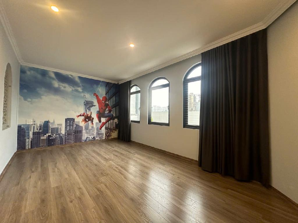 Bán nhà mặt phố Nguyên Hồng_kinh doanh_ chỉ 31.8 tỷ/ 52m2.