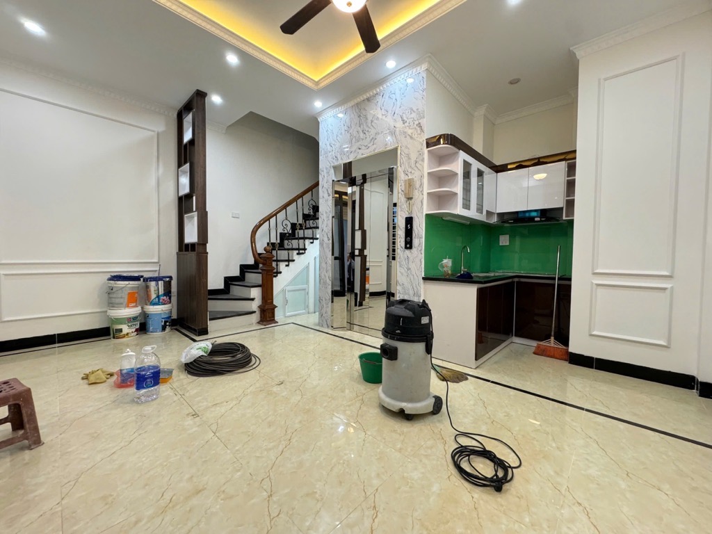 BÁN NHÀ NGỌC HÀ - THANG MÁY - Ô TÔ 20M - FULL NỘI THẤT.