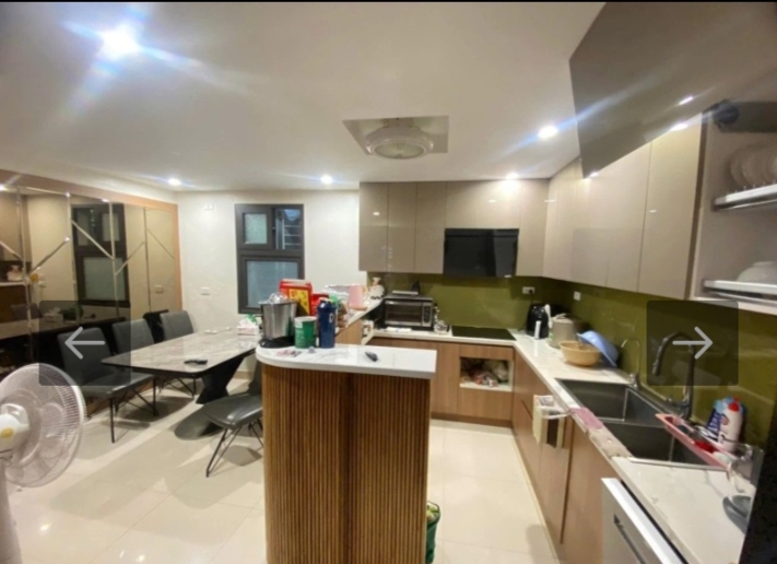Bán nhà riêng Lạc Long Quân, nhà đẹp full nội thất gara ô tô, gần 100m chỉ 25 tỷ. LH: 0392863486.