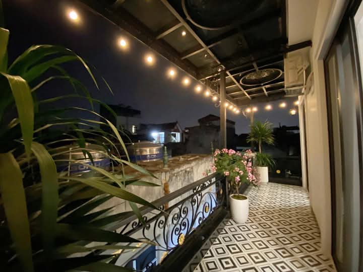 BÁN NHÀ SIÊU ĐẲNG CẤP, GẦN LĂNG BÁC, 4 THOÁNG, THANG MÁY, NỘI THẤT FULL,15.5 TỶ.