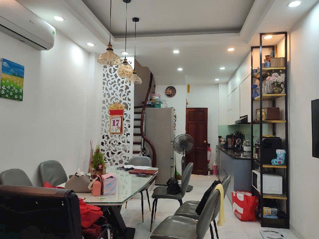 BÁN NHÀ VĂN CAO, Ô TÔ, FULL NỘI THẤT, GẦN TTTM LOTTE, 7.3 TỶ..