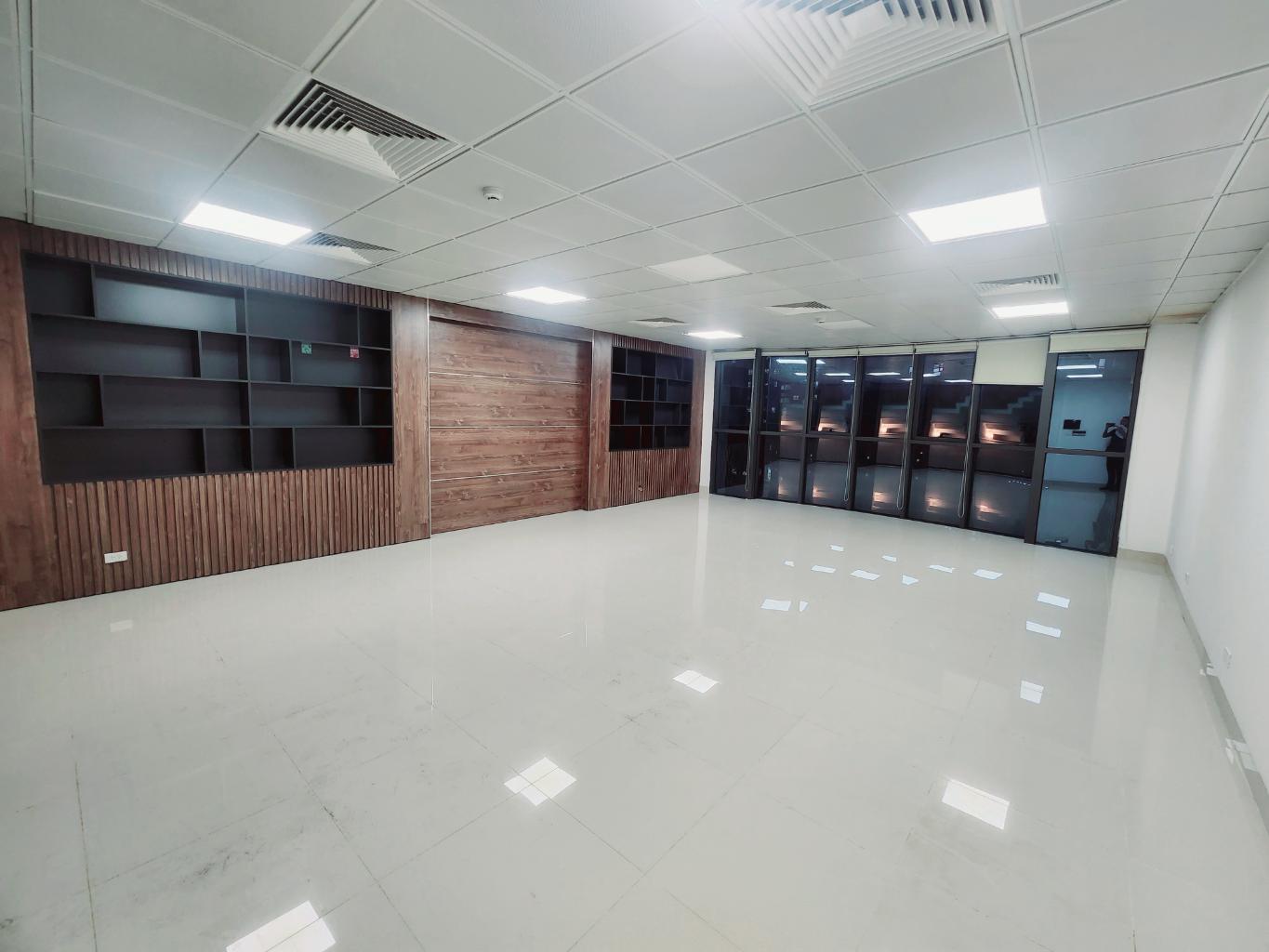 GIÁ TỐT NHẤT THỊ TRƯỜNG_TOÀ VĂN PHÒNG ĐẸP SỊN SÒ 8T GARA Ô TÔ TRÁNH.