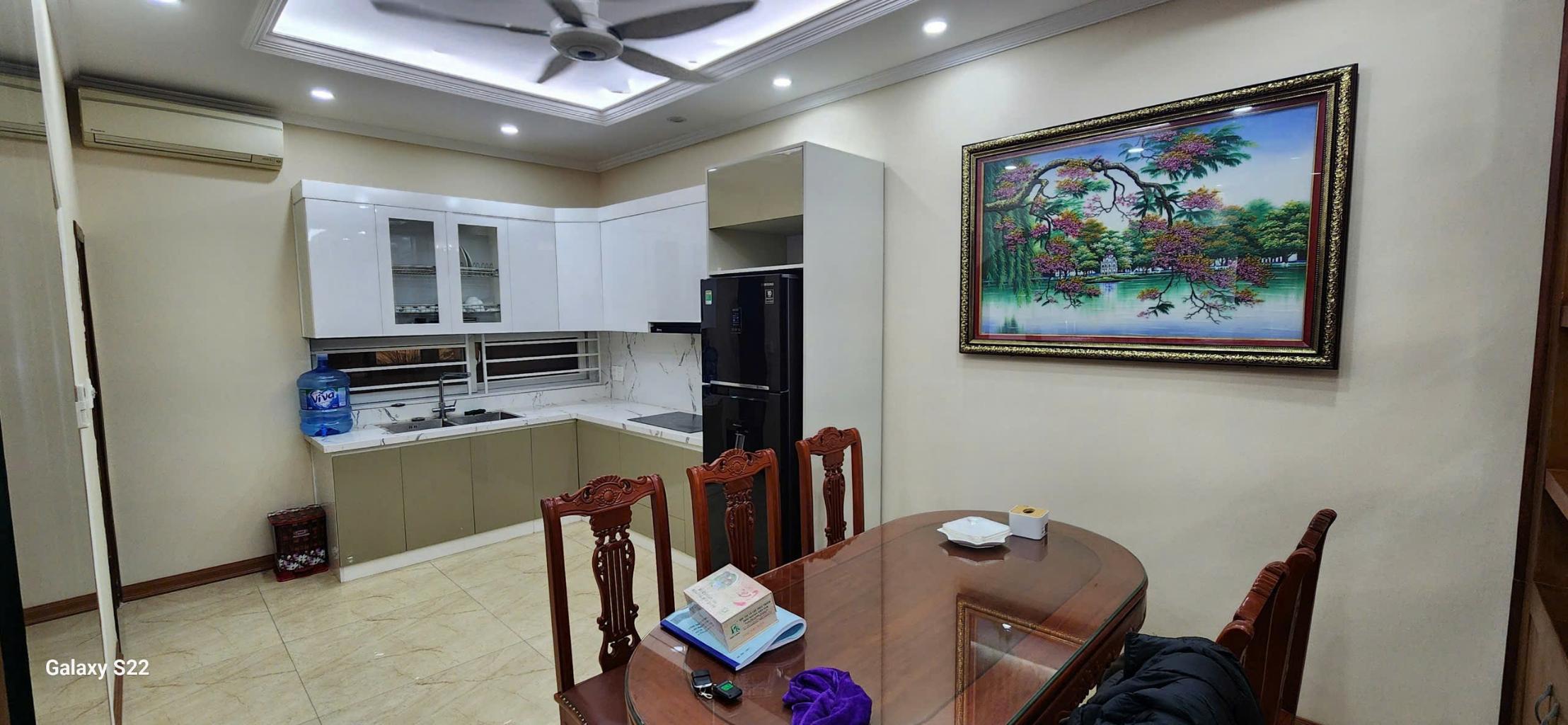 SIÊU PHẨM PHÂN LÔ CẦU GIẤY - GARA Ô TÔ - 2 THOÁNG TRƯỚC SAU - NỘI THẤT TIỀN TỶ.