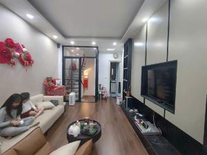 BÁN NHÀ VĂN CAO, Ô TÔ, FULL NỘI THẤT, GẦN TTTM LOTTE, 7.3 TỶ..